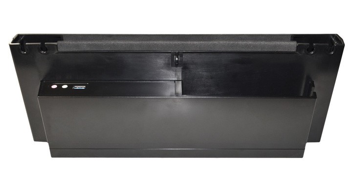 WindowsタブレットをデスクトップPCのように　ドッキングステーション「PiggyBack」