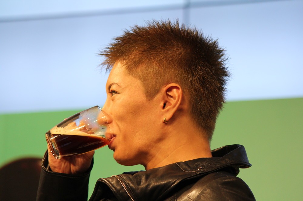 一流芸能人 Gacktの知られざる格闘 コーヒー飲めるよう 毎日練習した ネスレ 未来カフェ オープニングイベントに来店 J Cast トレンド 全文表示