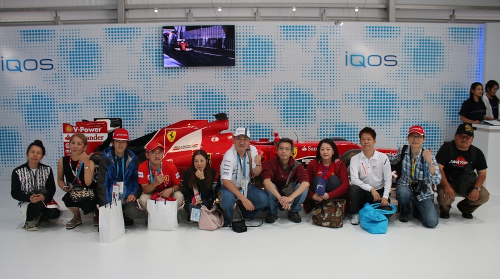 ゲームに勝つとラウンジに入ることができる