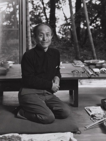 アトリエにて。71歳頃。