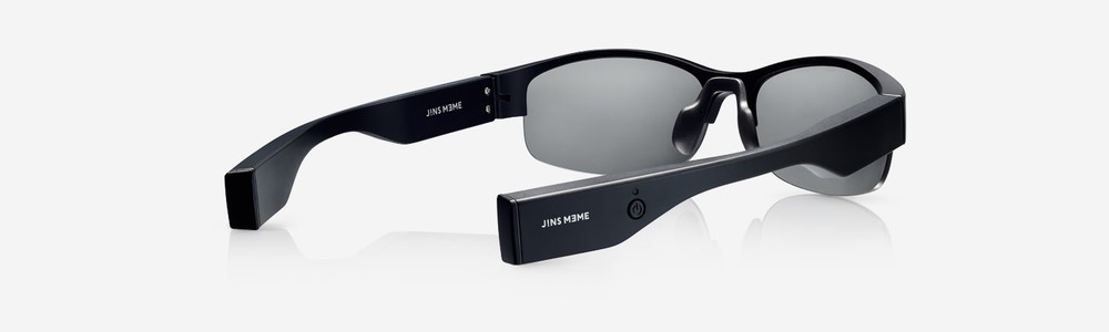 世界初の自分を見るメガネ　眼と体の動きを測定するセンサー搭載アイウエア「JINS MEME」