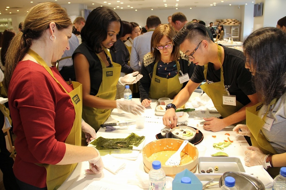 「ちらし寿司」作って「チームビルディング」？　料理が作り出す驚きのコミュニケーション