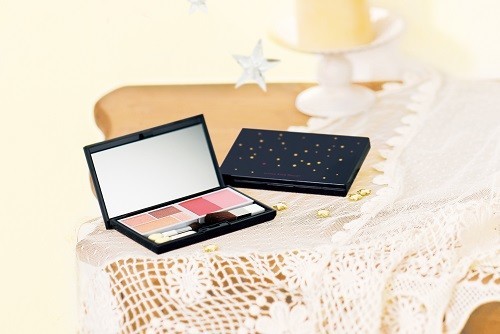 ナリス化粧品、大人の