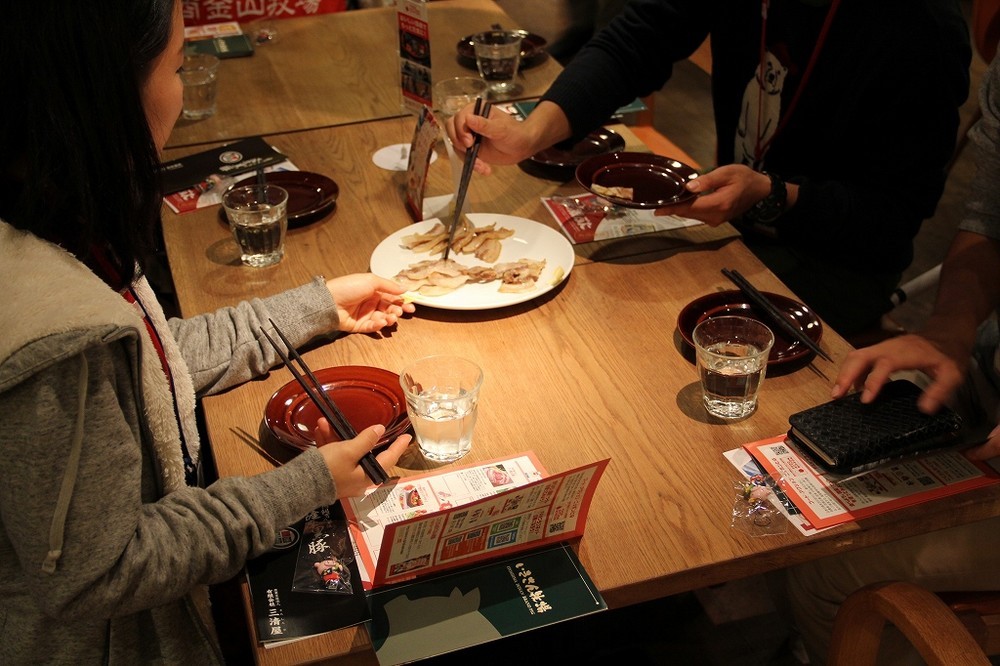 3つの豚肉を食べ比べる「きき豚」