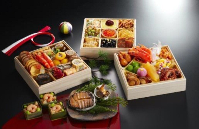 板前魂　おせち　板前魂の松　和風三段重　鮑入り