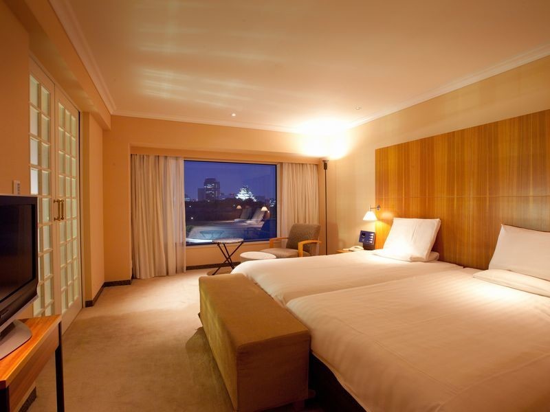 メモリアルディナーと極上夜景　ホテルニューオータニ大阪がプロポーズ専用宿泊プランを発売