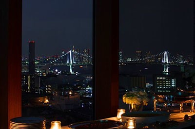 第一ホテル東京シーフォート、聖夜に夜景を眺めながらのディナーコース付き宿泊プラン販売　1日6組限定
