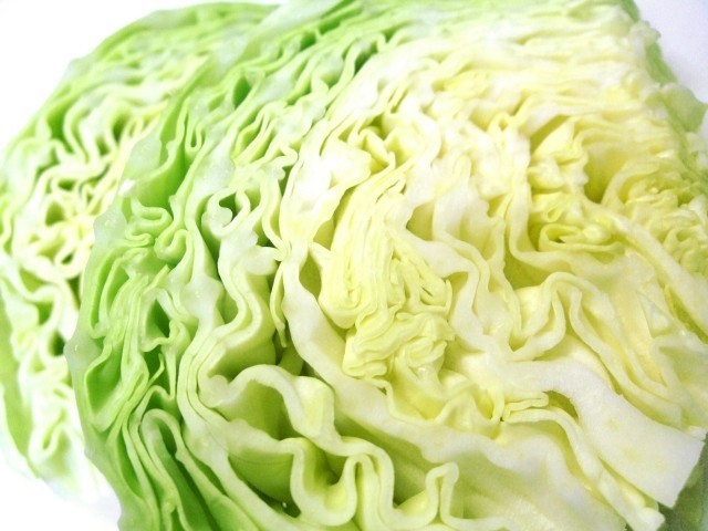 「貧乏メシ」界に新星あらわる!?　ダイエットにも使える「キャベツ納豆」