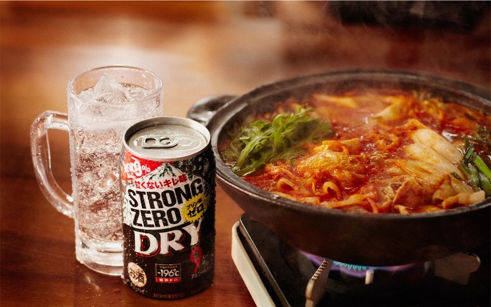 ストロングゼロと鍋の組み合わせのイメージ図