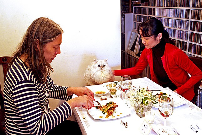 本格フランス料理をケータリング＆キャッタリング...ペットのネコと一緒に味わえばニャンともおいしい