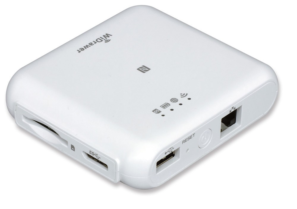 データを高速転送、Wi-Fi SDカードリーダー　スマホやタブレットのデータをバックアップ