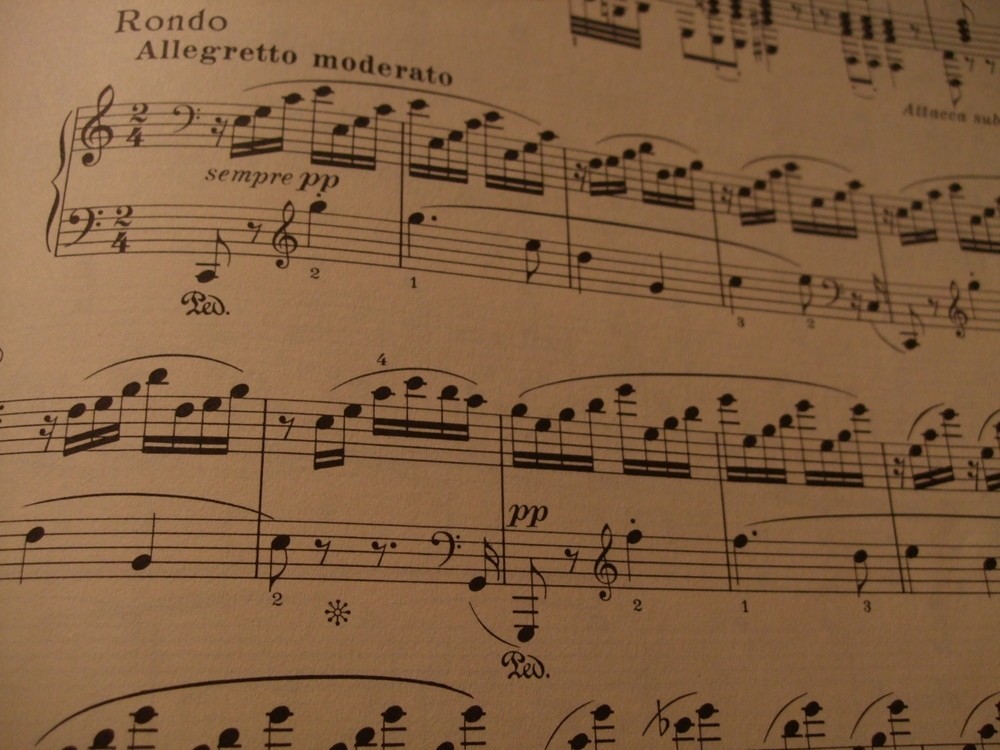 「暁のソナタ」と呼ばれるきっかけになった第3楽章の冒頭