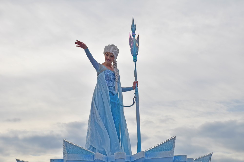 フローズンファンタジーパレード