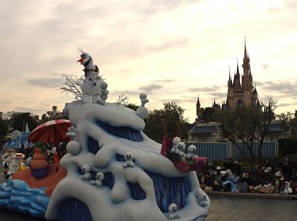 フローズンファンタジーパレード