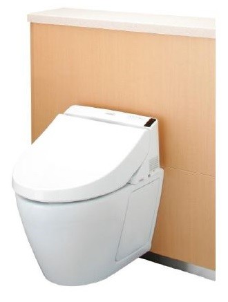 省資源・省施工のフラッシュタンク式、壁掛タイプのTOTOトイレシステム