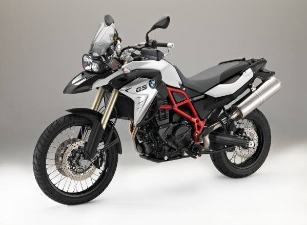 BMW、GSシリーズのミドルクラスモデル「F800 」など発売　よりダイナミックでタフなデザイン