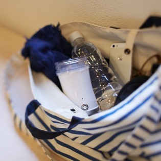 軽量設計で持ち運びに便利