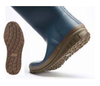 ソールがよく曲がり、足裏にフィットするから歩きやすい！