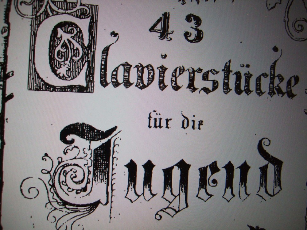 いとしい五月よ…冒頭にタイトルが書かれている