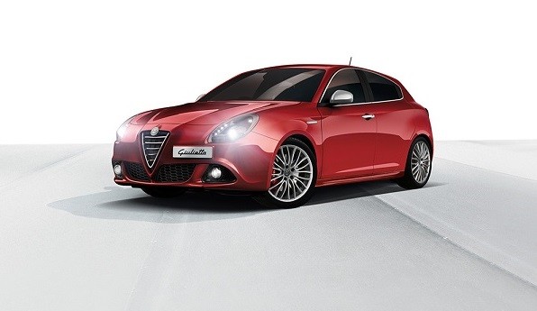 「アルファロメオ　ジュリエッタ」の限定モデル「ディビーナ」発売　リーズナブルな特別価格で