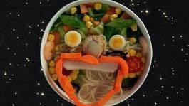 You Tube動画「We are the Noodle!」のハイライトシーン