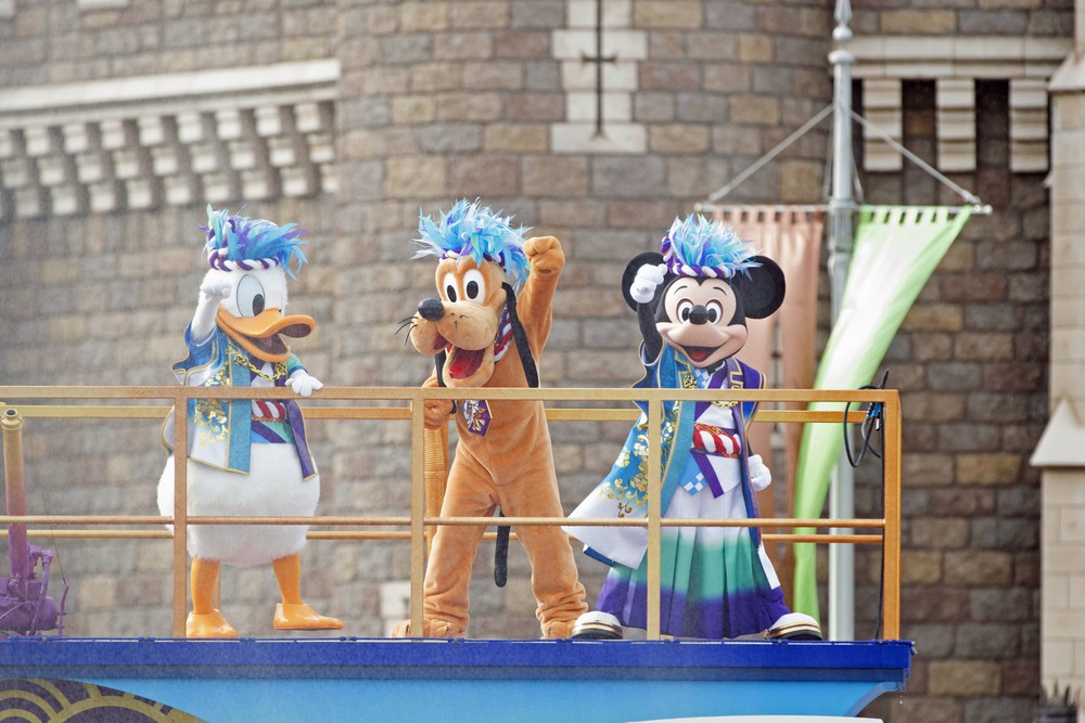 ディズニーは恒例、夏祭りとサマーフェス