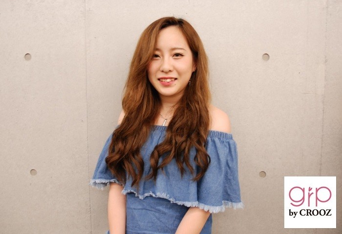 二の腕かくしてチラ見せできる...オフショル、今夏もギャルのマストアイテム