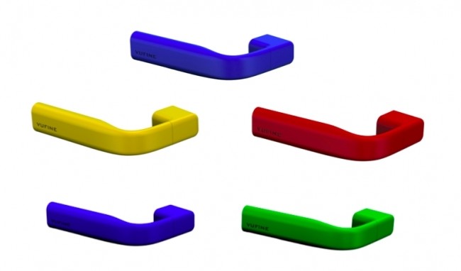 ポケモンGOを安全にできる　ウェアラブル端末「Vufine特別限定色」予約開始