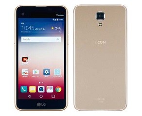 「チーズ」と言ったら自動でカシャ、日本初上陸のスマホで自分撮り完璧