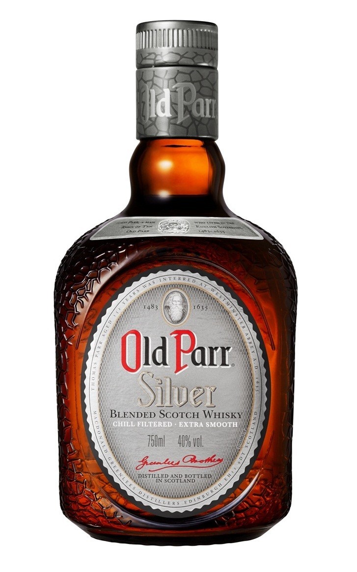 12年物をベースに、カジュアルにウイスキーを楽しむ現代人に向けに2015年に発売された「オールドパー シルバー」