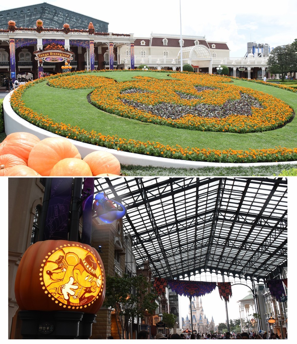 東京ディズニーランドのワールドバザール前(上)とワールドバザール内のハロウィーンのデコレーション