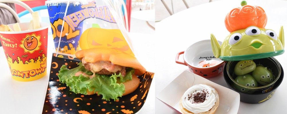 パンプキンシェイプのエビカツパオなどの「ヒューイ・デューイ・ルーイのグッドタイム・カフェ」が提供するハロウィーンのスペシャルセット(左)と、パンプキンパイと付属のスーベニアキャセロールやスーベニアケース付きリトルグリーンまんなど「ディズニー・ハロウィーン」のスペシャルメニュー