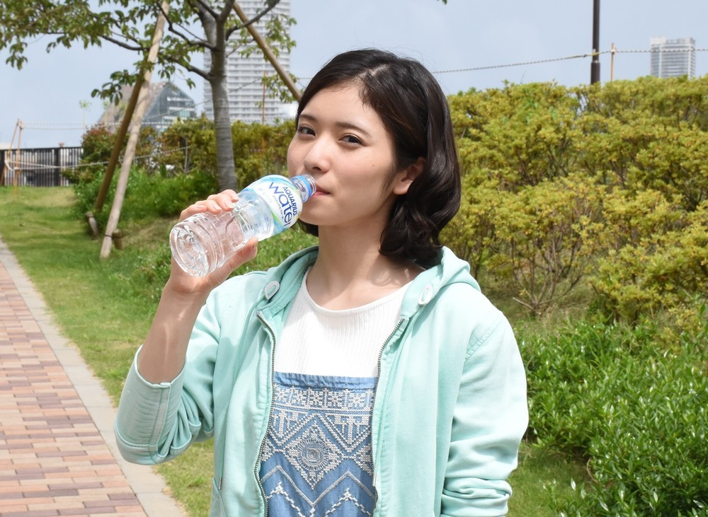 松岡茉優の秋からの元気の素　「飲んだ場合」と「飲んでない場合」を見せちゃいます