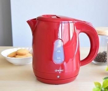 片手で簡単にフタを開けることができる「電気ケトル　1.0L」