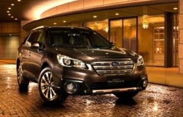 車線中央維持機能の新「スバル　レガシィ」