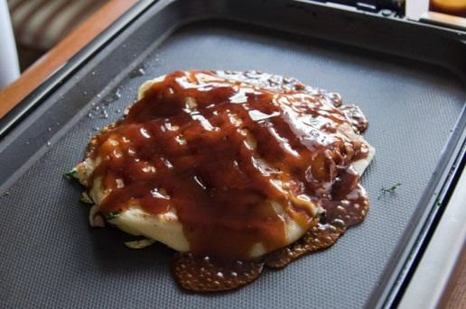 ユリアのお母さんが作るポーランド風ジャガイモとチーズマッシュルムのお好み焼