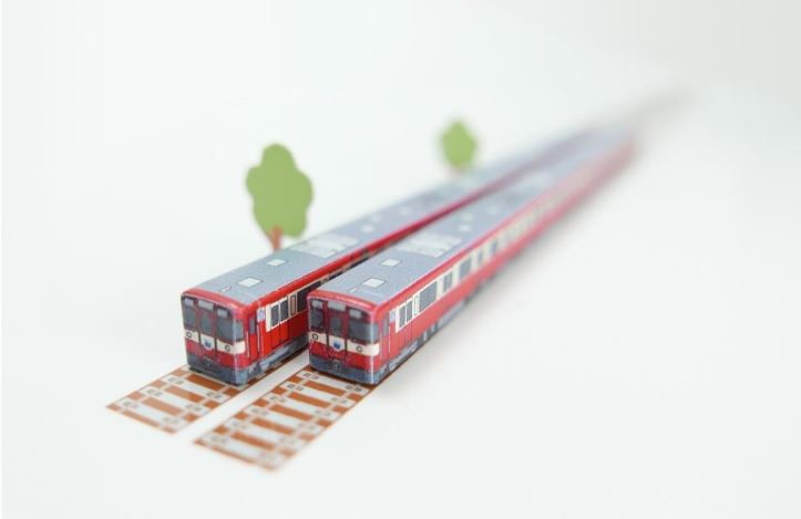西武鉄道、電車形のお箸「ハシ鉄9000系RED　LUCKY　TRAIN」発売