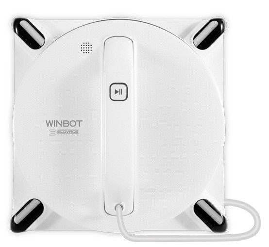 凹凸のある窓ガラスも高速清掃　エコバックスのロボット掃除機「WINBOT 950」