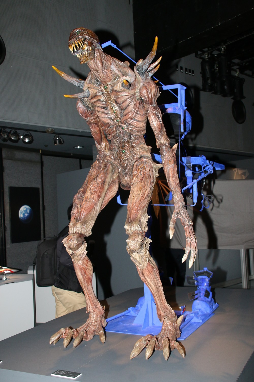 短編映画「巨神兵東京に現わる」の巨神兵