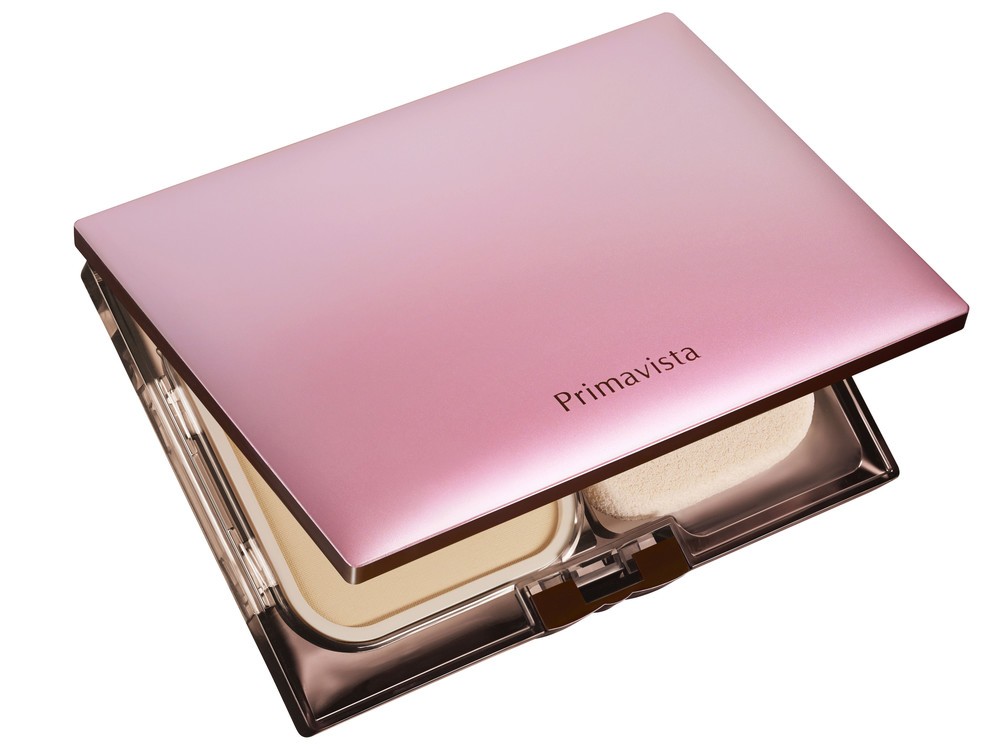 ひと塗りで、素肌に近い自然な仕上がりの新ファンデーション、「プリマヴィスタ」から