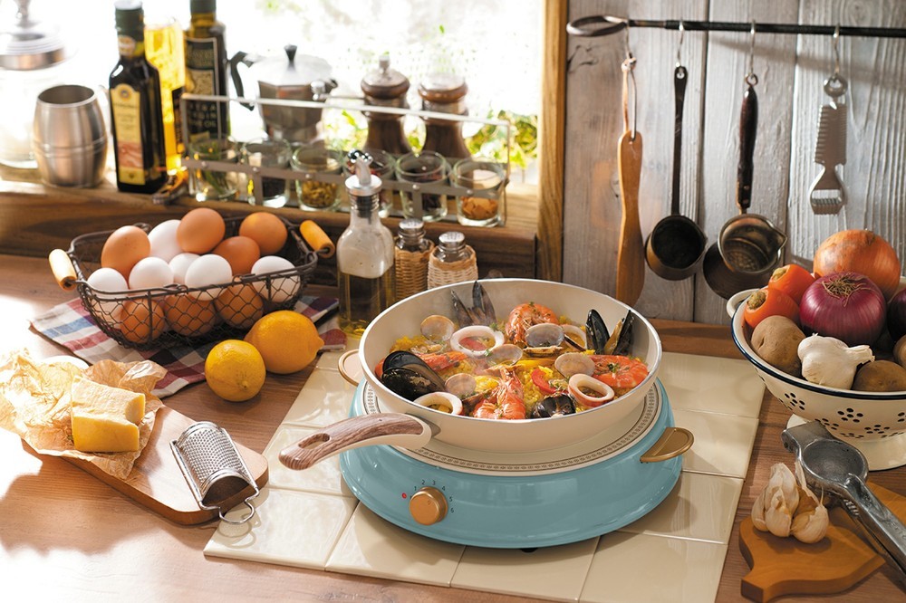 フライパンを使って炒めもの作るなどの場合でも活躍