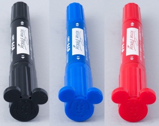 油性ペン～各300円(税込)