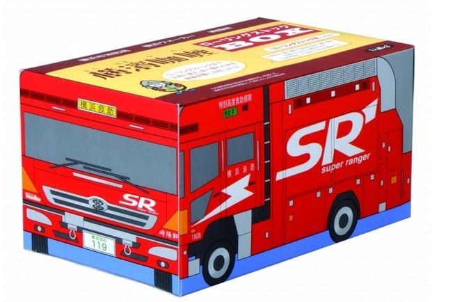 消防車プリントのカートンに封入された限定BOX