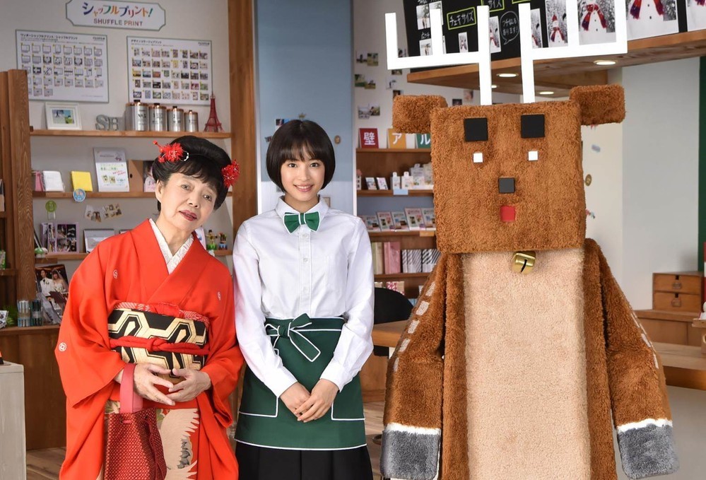 広瀬すず×樹木希林の「お正月を写そう」CM公開　新キャラ「ましかくん」の正体は...