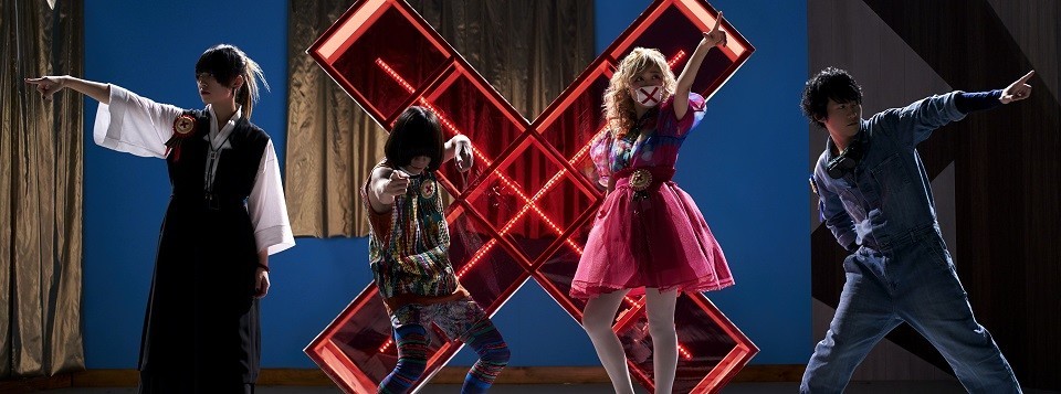 「魔法少女になり隊」の新曲「革命のマスク」のMVより
