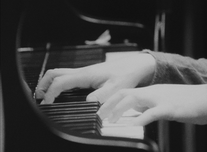 映画「SUPER FOLK SONG～ピアノが愛した女。」
