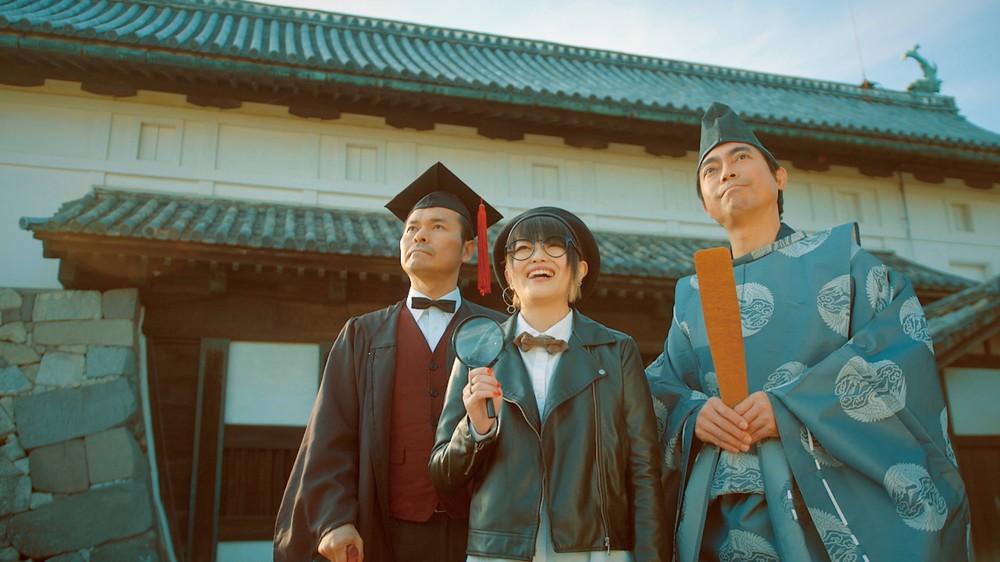 歴史上の偉人を幕末・偉人佐賀おもてなし八賢人が演じる。大隈重信（左）と鍋島直正（右）。