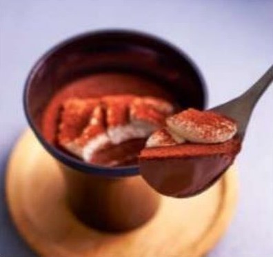 「スプーンで食べる とろ生食感ショコラ」など発売　セブン‐イレブン