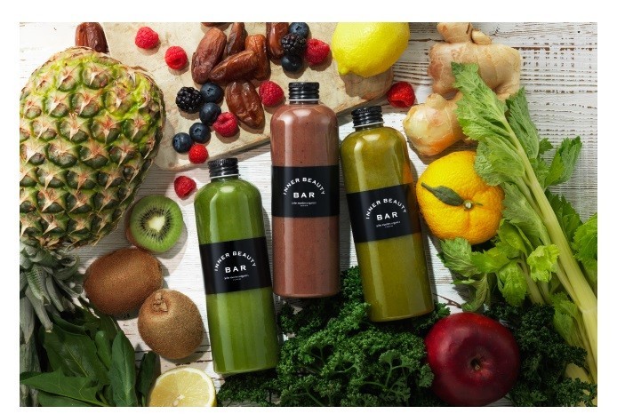 グリーンスムージーだけで1日を過ごすクレンズプログラム