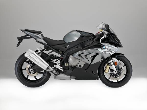 グラニティ・グレー・メタリック／ブラック・ストーム・メタリック